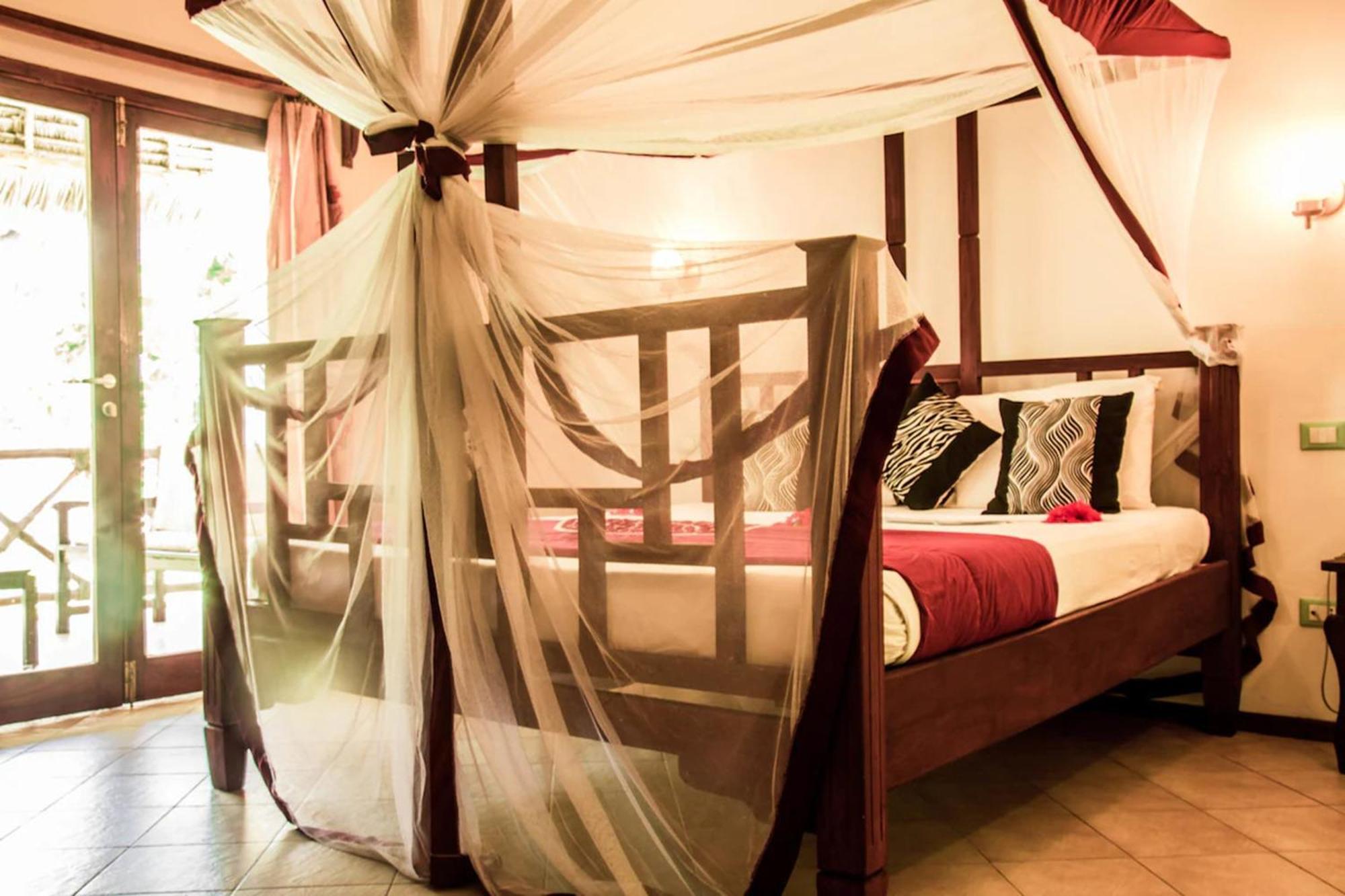 Hotell Jaz Adonia 5*